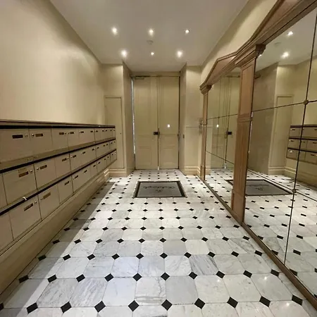 Michelangelo Daire *