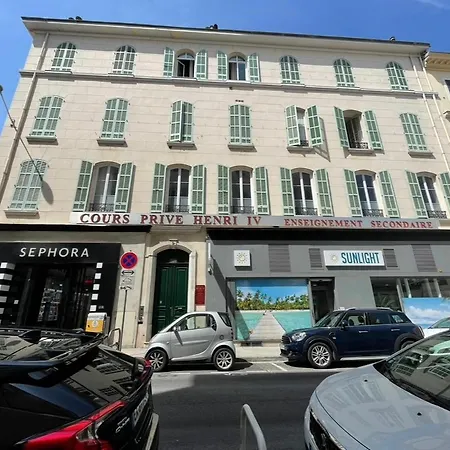 Michelangelo Ницца